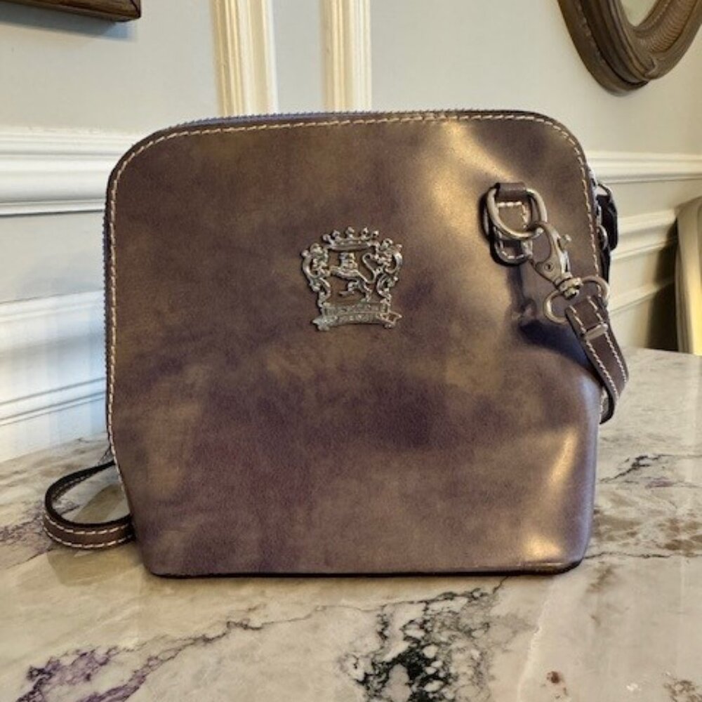 Lavender Purple Pratesi Leather Crossbody EUC.  No Flaws.